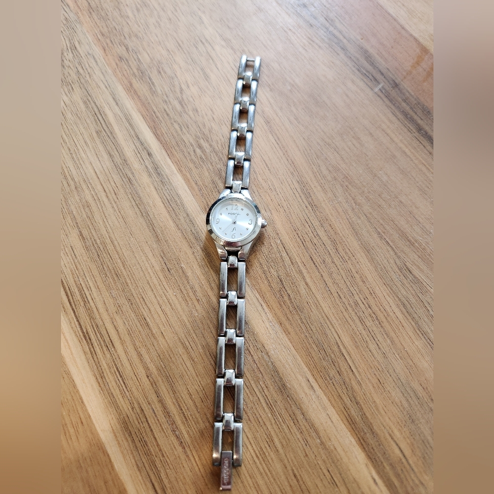 Fossil Brand Silver Women's Cocktail Watch